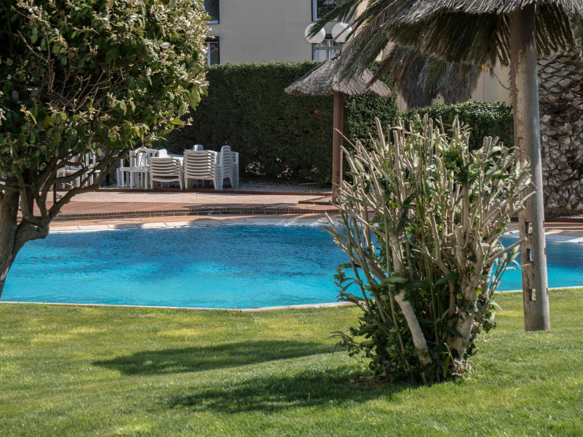 Ibis Styles Perpignan Canet En Roussillon Exterior photo